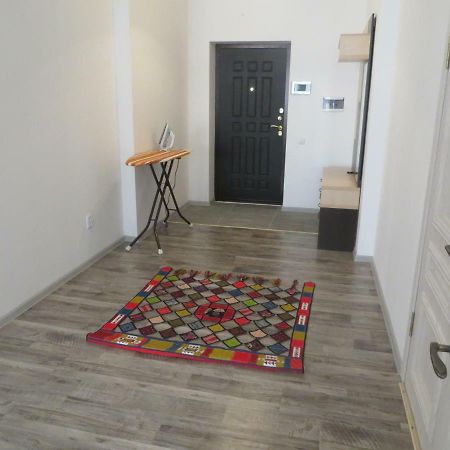 Bishkek House Apartament Bagian luar foto